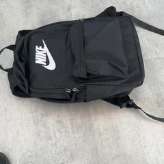 Ryggsäck, rapporterat av Arriva Achterhoek-Rivierenland med iLost