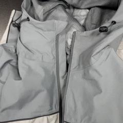 Veste Grijs beige, a été signalé par Arriva Vechtdallijnen utilisant iLost