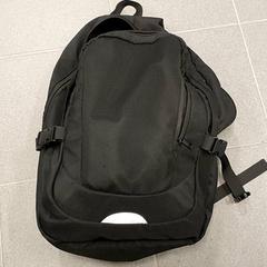 حقائب الظهر والحقائب النهارية - Madu، كما تم الإبلاغ عنه بواسطة Regio Limburg - Leuven عبر iLost