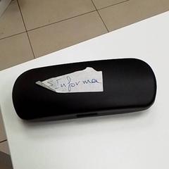 Estoig d'ulleres, segons ha informat ilévia mitjançant iLost
