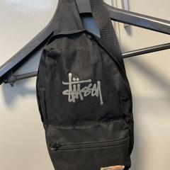 Tasje Stussy, as reported by Breng Arnhem using iLost