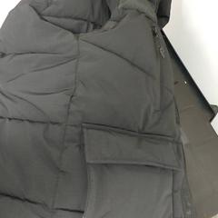 Kleding - jas, rapporterat av Centraal magazijn med iLost