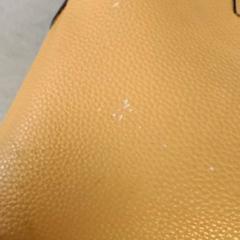 Kabelka handtas okergeel, jak nahlášeno Arriva Friesland / Groningen pomocí iLost