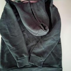 Sudadera con capucha, segundo informou Twisto usando iLost