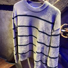 Suéter Striped beige, ha sido reportado por Club Nyx/Exit Café con iLost
