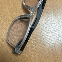 Okulary, zgłoszono przez Sheraton Brussels Airport Hotel przy użyciu iLost