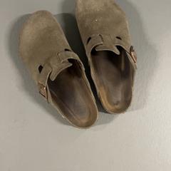 Zapatillas, ha sido reportado por Silver Sands Beach con iLost