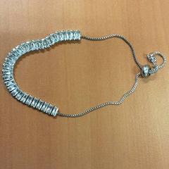 Armband // bracelet Silver, rapporterat av Vrije Universiteit Brussel (VUB) med iLost