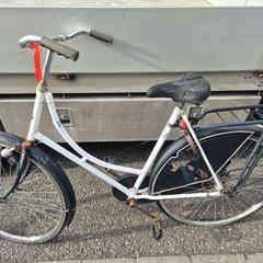 Kvinners sykkel, som rapportert av Gemeente Roermond ved bruk av iLost