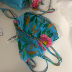 Under garments garm, segundo informou Silver Sands Beach usando iLost
