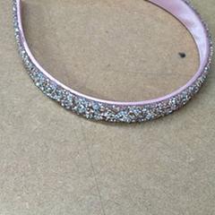 Diadem, como reportado por IKEA Hasselt utilizando o iLost