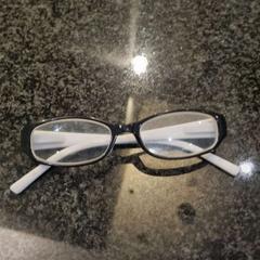 眼鏡 がiLostで Van der Valk Hotel Wolvega Heerenveen によって報告されました