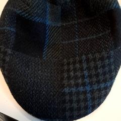 Cap Blauw geruit, come riportato da Connexxion Zeeuws-Vlaanderen utilizzando iLost