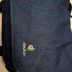 어깨에 매는 가방, iLost를 사용하여 RET에 보고됨