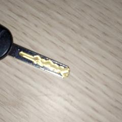 열쇠, iLost를 사용하여 Regio Antwerpen - Brussel에 보고됨