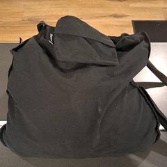 Väska, rapporterat av Breng Nijmegen med iLost