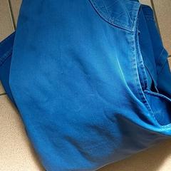 Kleding - Werkvest, amint azt Centraal magazijn az iLost segítségével jelentette.