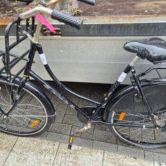 Bicicleta femenina, segons ha informat Gemeente Roermond mitjançant iLost