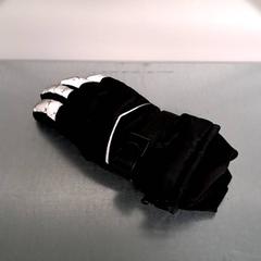 Handschoenen Svart, zoals gemeld door Keolis Lund met iLost