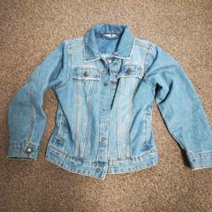 Spijkerjack, rapporterat av Burgers' Zoo med iLost