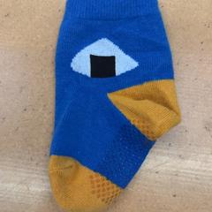 靴下 がiLostで IKEA Tokyo-Bay によって報告されました