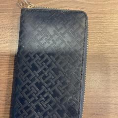 Lommebok Mir saadia, som rapportert av Gemeente Amsterdam - Bureau Gevonden Voorwerpen ved bruk av iLost