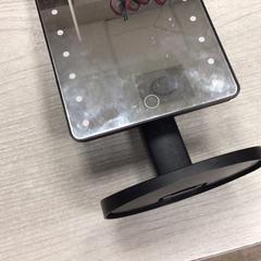 Espelho, como reportado por Hotel van der Valk Maastricht utilizando o iLost