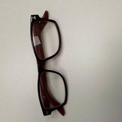 Lentes Marron foncé et marron claire, segundo informou ilévia usando iLost