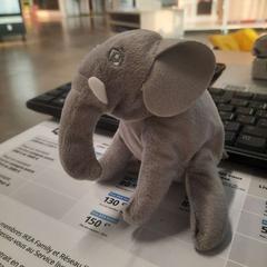 Jouet elephant gris, a été signalé par IKEA Brest Guipavas utilisant iLost