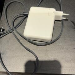 Egokitzailea, gisa salatu by Van der Valk Hotel Utrecht iLost erabiliz