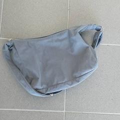 Borsa - handtas, come riportato da Regio Antwerpen - Brussel utilizzando iLost