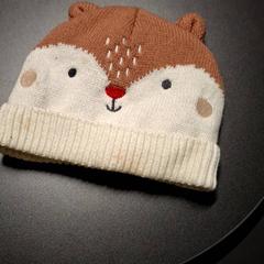 Baba sapka bebe, amint azt IKEA Paris - Plaisir az iLost segítségével jelentette.