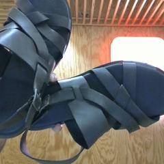 Sandals Brown, as reported by MEININGER Hotel Innsbruck Zentrum using iLost