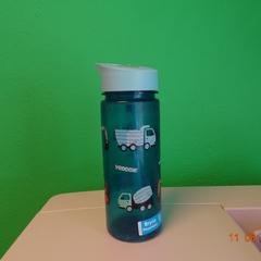 زجاجة الشرب blauw، كما تم الإبلاغ عنه بواسطة Gemeente Leopoldsburg عبر iLost