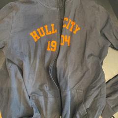 Vest, as reported by Johan Cruijff ArenA using iLost