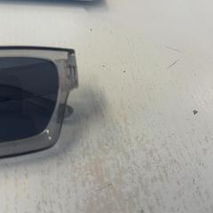 Sonnenbrille, gemeldet von HTM über iLost