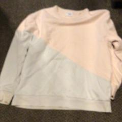 Sweater, as reported by Van der Valk Hotel Zwolle using iLost