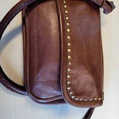 Kabelka, jak nahlášeno Connexxion Haarlem IJmond pomocí iLost