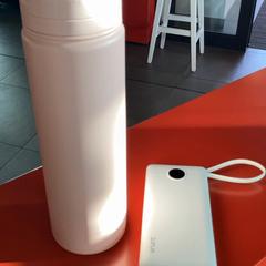 Bottle & Power bank, as reported by MEININGER Hotel Heidelberg Hauptbahnhof using iLost