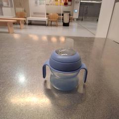 哺乳瓶 がiLostで IKEA Paris - Italie Deux によって報告されました