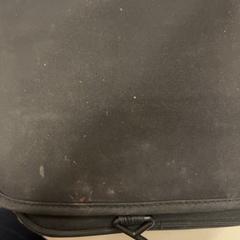 Táska, amint azt Het Amsterdamse Winterparadijs az iLost segítségével jelentette.