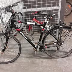 Bicicleta trek Zwart, segons ha informat Fietsdepot Hasselt mitjançant iLost