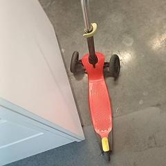 Skúter Enfants rouge, ako bolo nahlásené IKEA Rennes - Pacé pomocou iLost