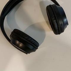 Elektronik - Hoofdtelefoon Zwart, gemeldet von Regio West-Vlaanderen über iLost