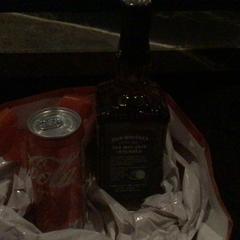 ボトル Cola & whiskey がiLostで Van der Valk Hotel Amsterdam Zuidas によって報告されました