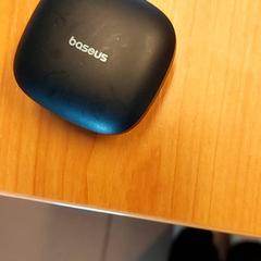 Fejhallgató tok, amint azt Blauwnet Zwolle az iLost segítségével jelentette.