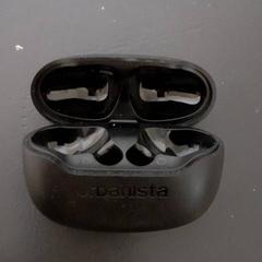 İLost kullanarak Qbuzz servicepunt  Emmen tarafından bildirildiği gibi Airpod'lar durumda Zwart