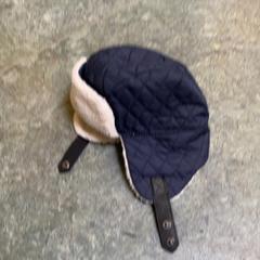 Chapeau Blue, a été signalé par KABUL à GoGo / Teatro utilisant iLost