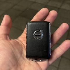Black Volvo car keys, as reported to iLost