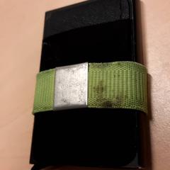 Pashouder/portemonnee, segons ha informat RET mitjançant iLost